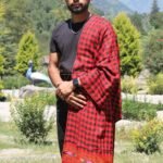 Kullu-Kingri-Design-Mens-Handloom-Woven-Wool-Stole-Scarf-Checked-1.3.jpg