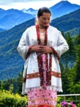 Kullu-Loom-Woven-Soft-Wool-Women-Fine-Design-Pattern-Shawl-White-Jaal-1.webp